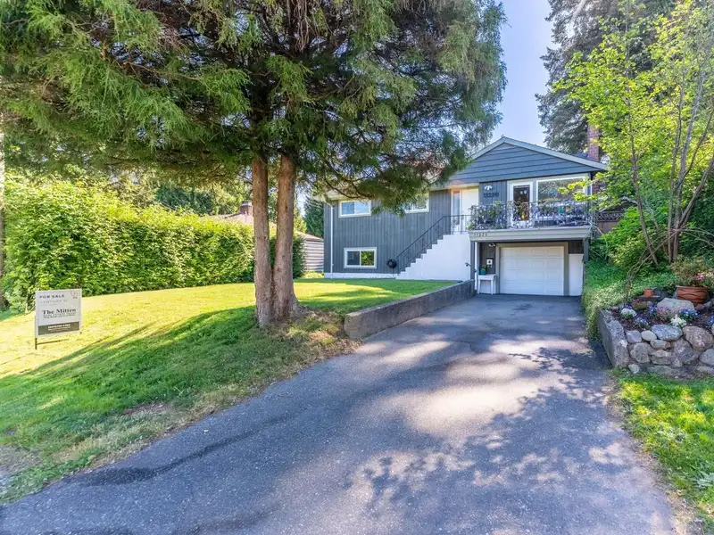 11220 LANSDOWNE DRIVE - photo 1 of 40