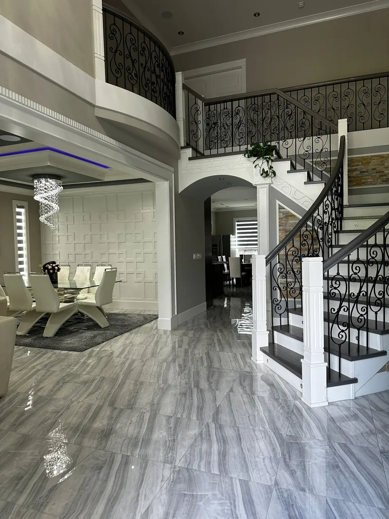 8960 150A STREET - photo 3 of 7