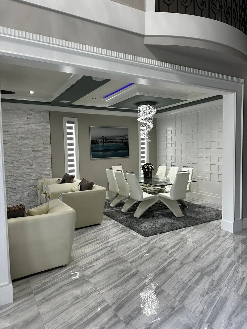 8960 150A STREET - photo 4 of 7