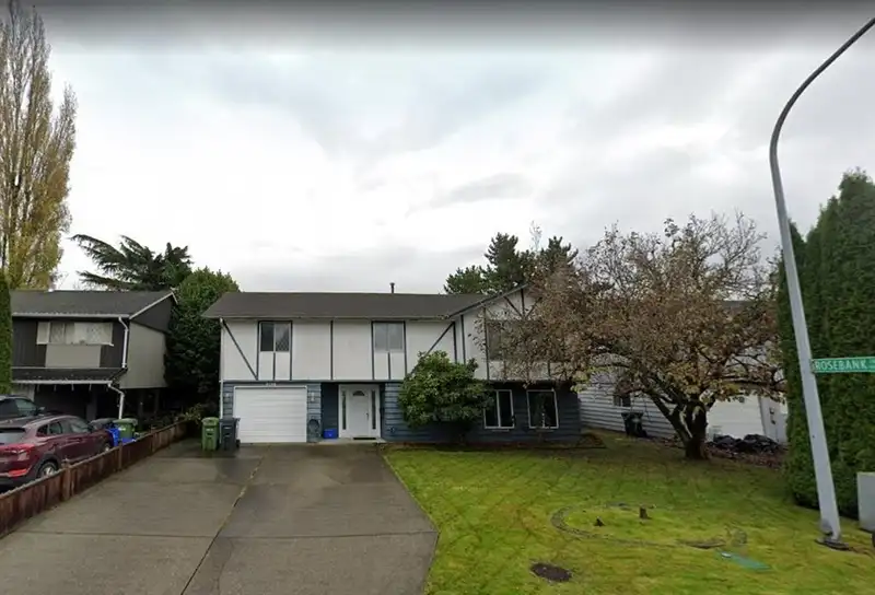 8280 ROSEBANK CRESCENT - photo 2 of 2