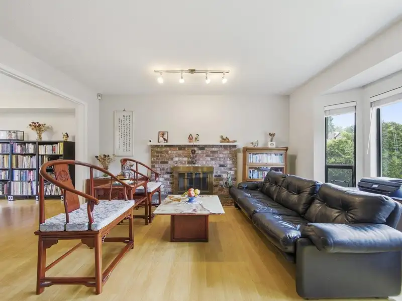 7440 LAWRENCE DRIVE - photo 4 of 33