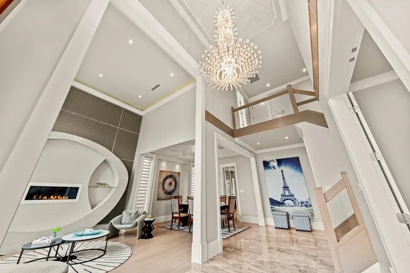 7673 DAMPIER DRIVE - photo 2 of 25