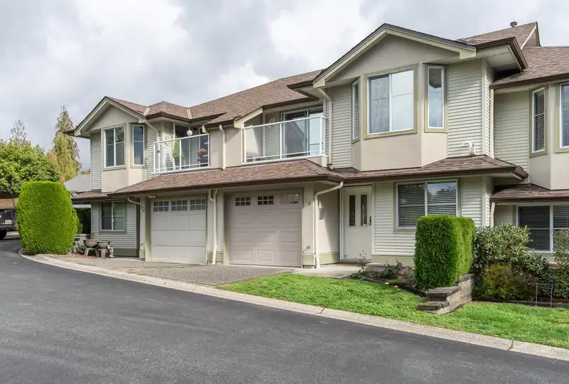 14 22740 116 AVENUE - photo 3 of 40