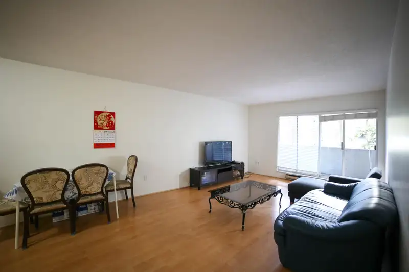 210 8760 WESTMINSTER HIGHWAY - photo 4 of 10