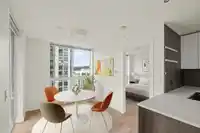 2306 3007 GLEN DRIVE - thumbnail 3