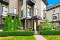 226 E 8TH STREET - thumbnail 2