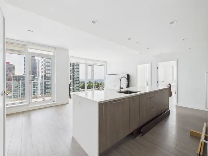 1601 6398 SILVER STREET - photo 4 of 40