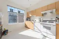 42 3711 ROBSON COURT - thumbnail 5