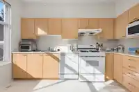 42 3711 ROBSON COURT - thumbnail 6