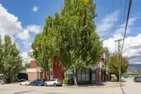 202 2655 MARY HILL ROAD - thumbnail 2