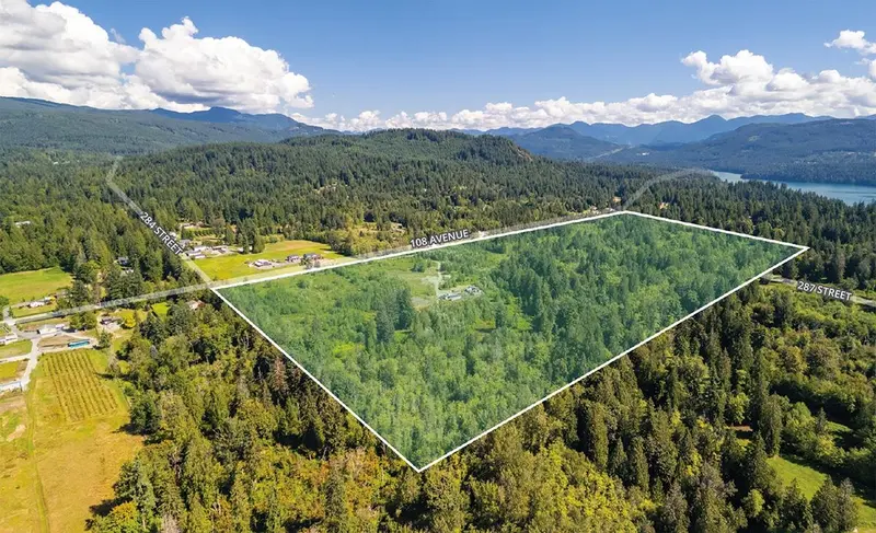 28510 108 AVENUE - photo 1 of 1