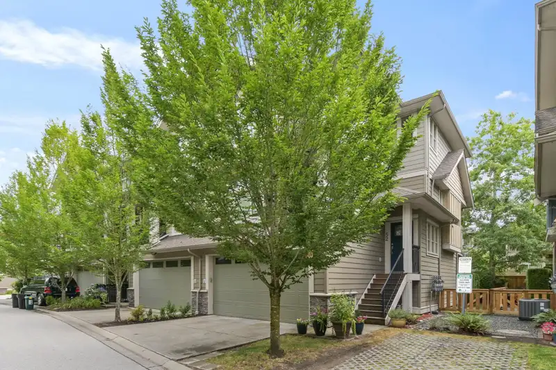 52 22225 50 AVENUE - photo 2 of 30