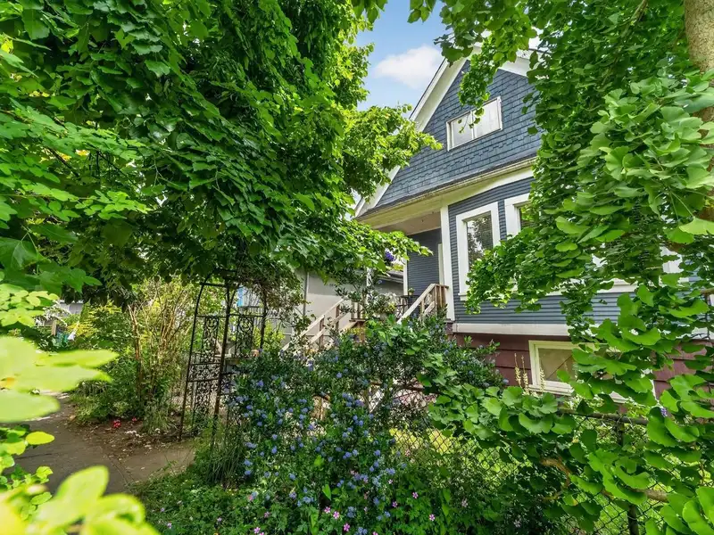 3450 WELWYN STREET - photo 1 of 39