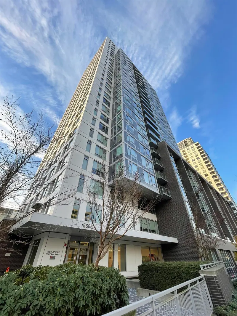 818 5665 BOUNDARY ROAD - photo 1 of 15