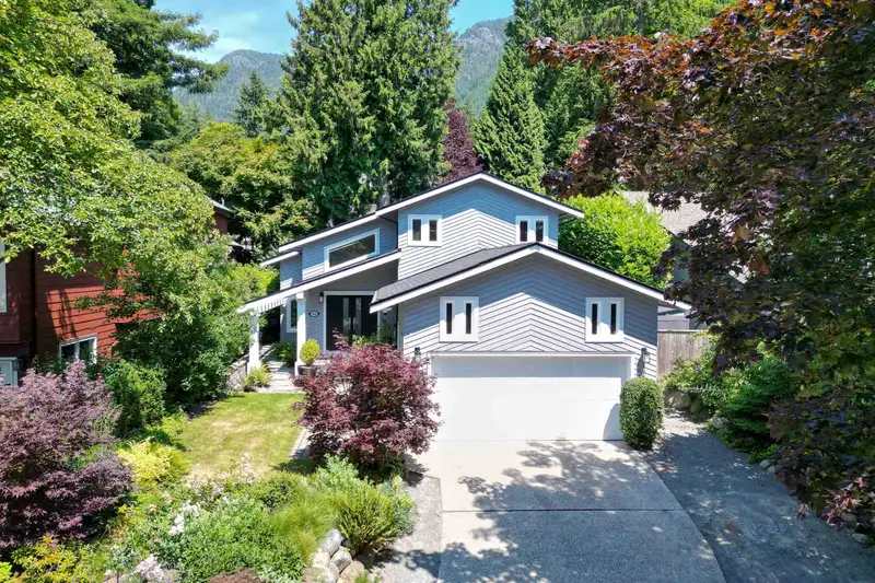 5544 WOODCHUCK PLACE - photo 1 of 40