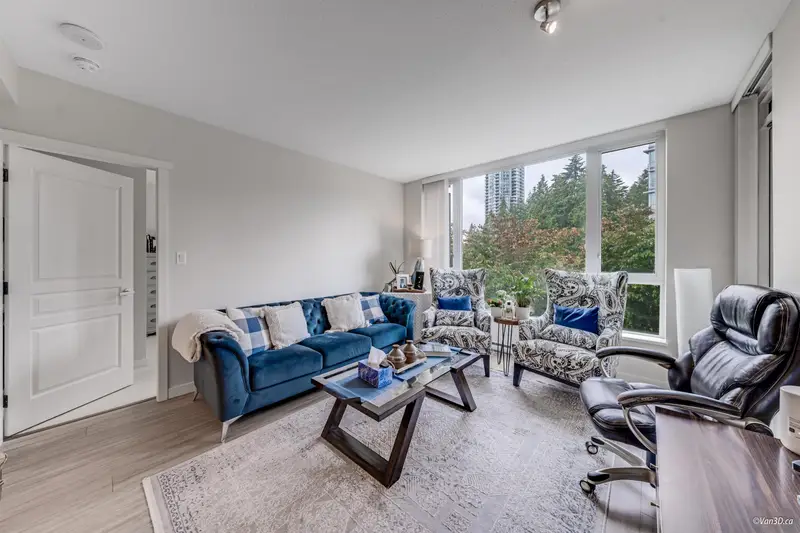 304 3100 WINDSOR GATE - photo 2 of 25