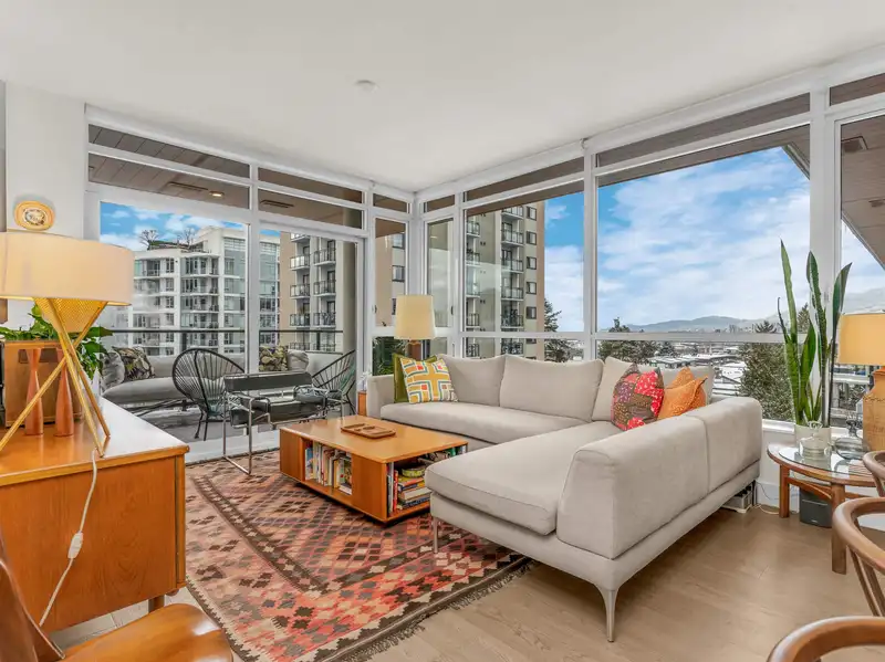 505 177 W 3RD STREET - photo 1 of 31
