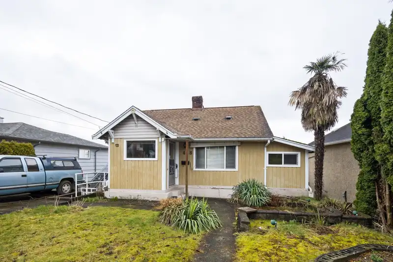 448 FADER STREET - photo 1 of 40