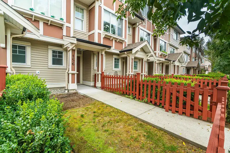 156 10151 240 STREET - photo 3 of 24