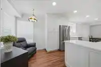 34 12268 189A STREET - thumbnail 15