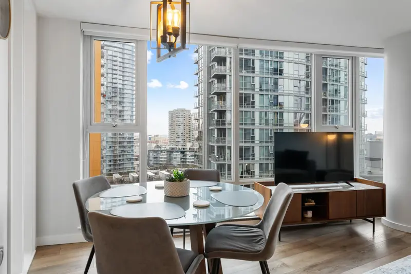 908 668 CITADEL PARADE - photo 4 of 25