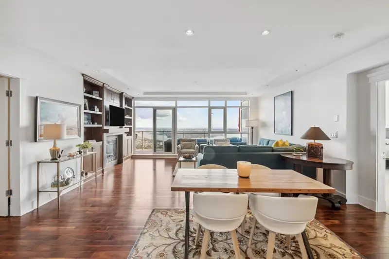 302 2210 CHIPPENDALE ROAD - photo 1 of 40