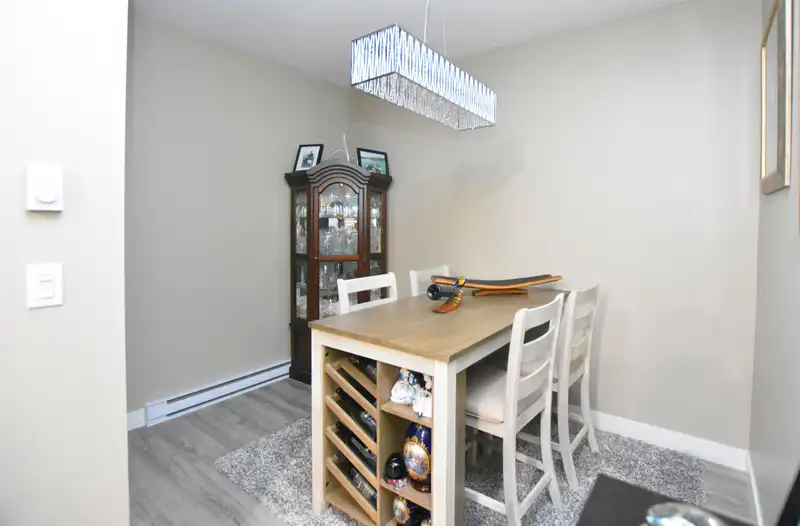 307 16380 64 AVENUE - photo 4 of 22