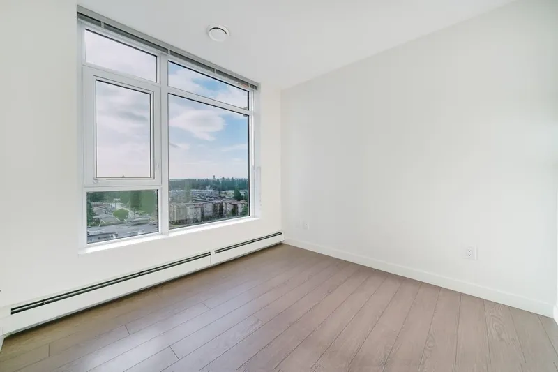 2009 13308 CENTRAL AVENUE - photo 4 of 12