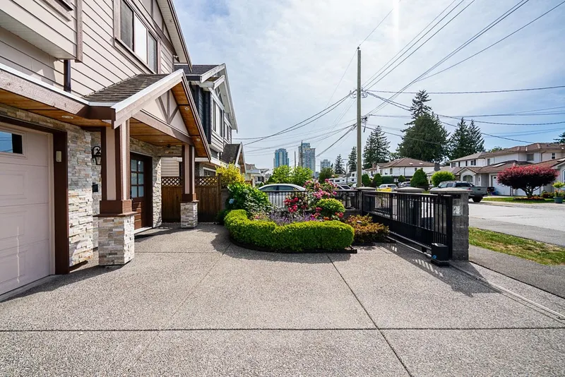 7568 19TH AVENUE - photo 3 of 25