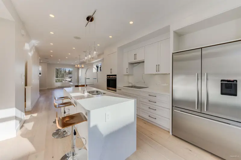 28 2729 158 STREET - photo 1 of 21