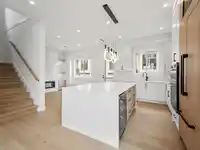 4 6885 AUBREY STREET - thumbnail 12