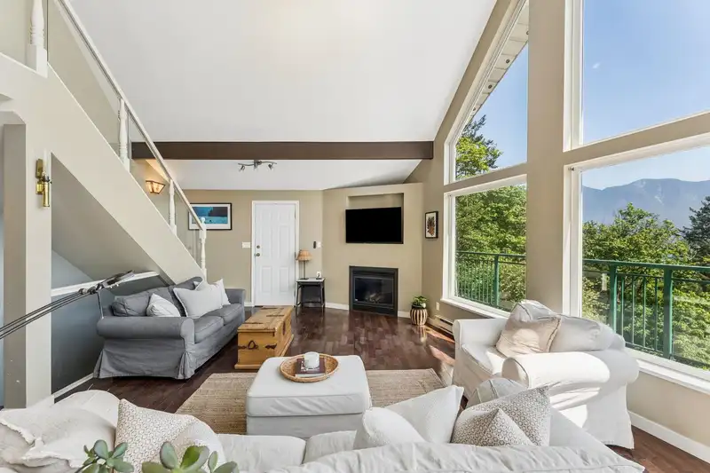 1390 EAGLE CLIFF ROAD - photo 3 of 25
