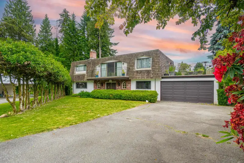 759 VINEDALE ROAD - photo 1 of 34