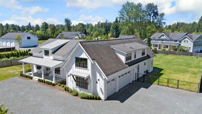 7019 264 STREET - photo 3 of 25