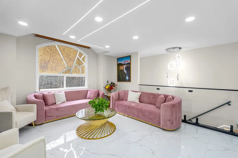 4840 196 STREET - photo 3 of 25