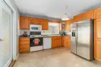 171 EDWARD CRESCENT - thumbnail 6