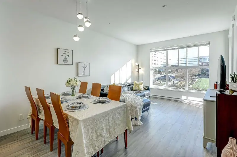 B220 8150 207 STREET - photo 4 of 25