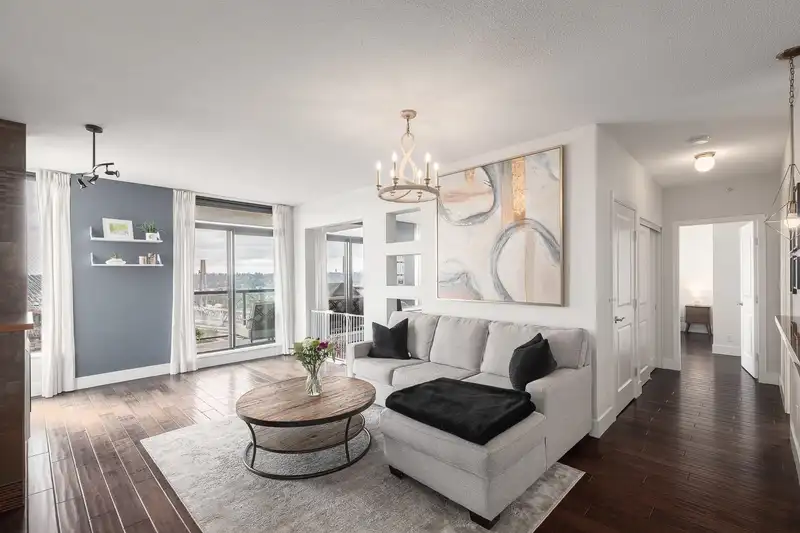 1603 11 E ROYAL AVENUE - photo 3 of 40
