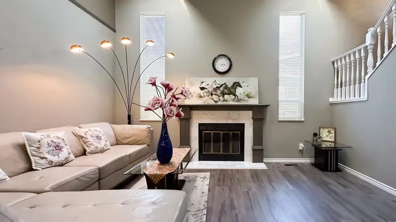 2739 GOLDSTREAM CRESCENT - photo 4 of 21