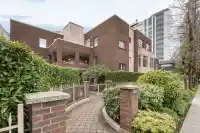 308 2271 BELLEVUE AVENUE - thumbnail 27