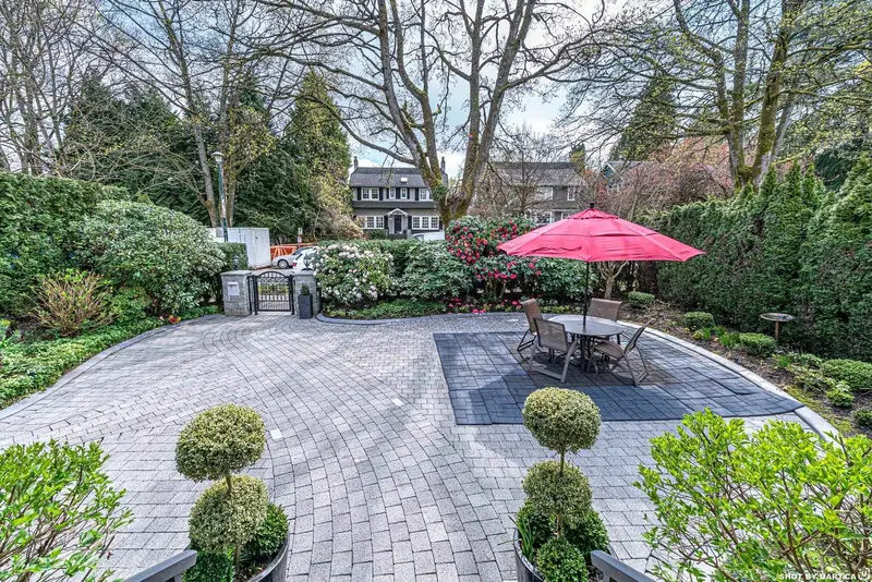 1255 W 26TH AVENUE - photo 2 of 16