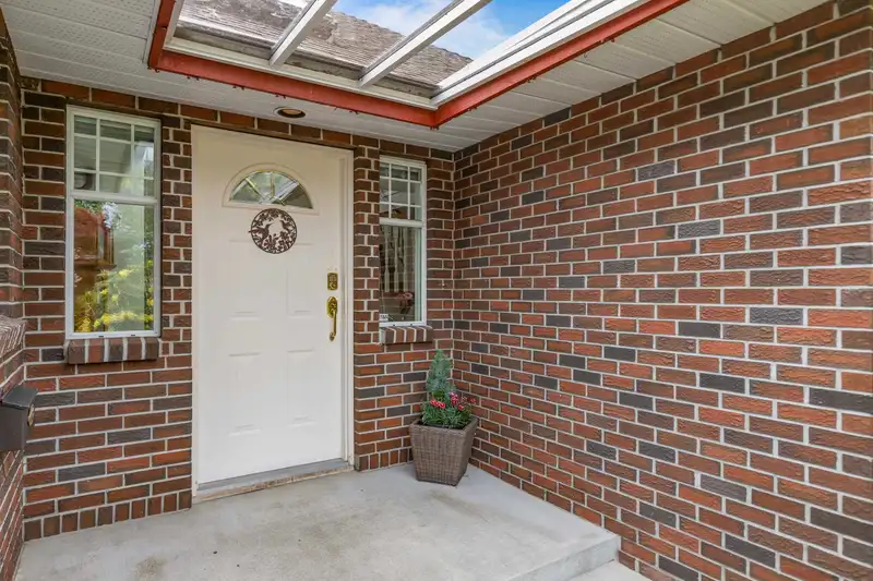 12445 204B STREET - photo 3 of 40