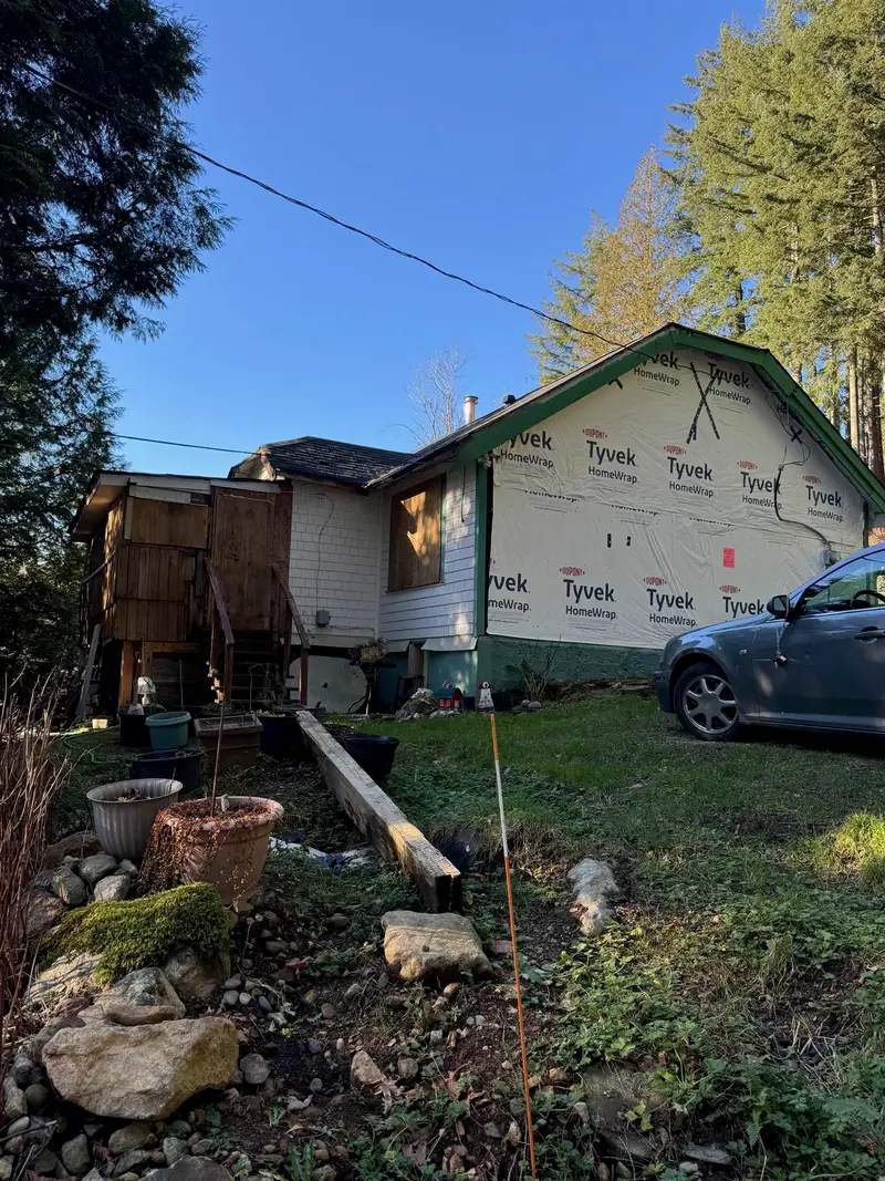 2391 LOUGHEED HIGHWAY - photo 1 of 7