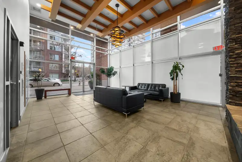 1406 400 CAPILANO ROAD - photo 2 of 39