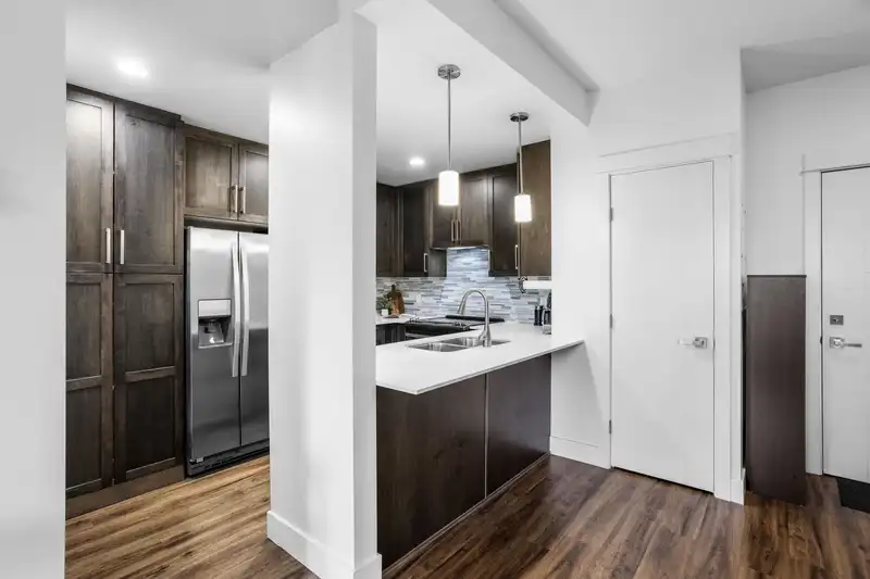 311 2465 WILSON AVENUE - photo 3 of 39