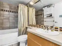 2807 1199 MARINASIDE CRESCENT - thumbnail 18