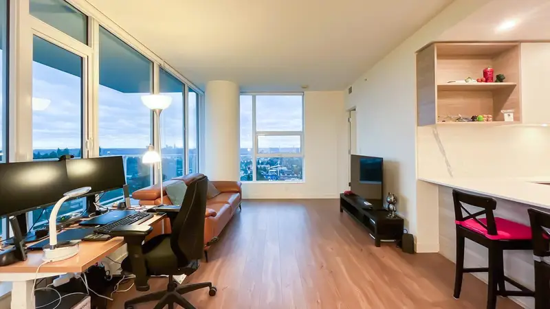 1704 595 AUSTIN AVENUE - photo 4 of 25