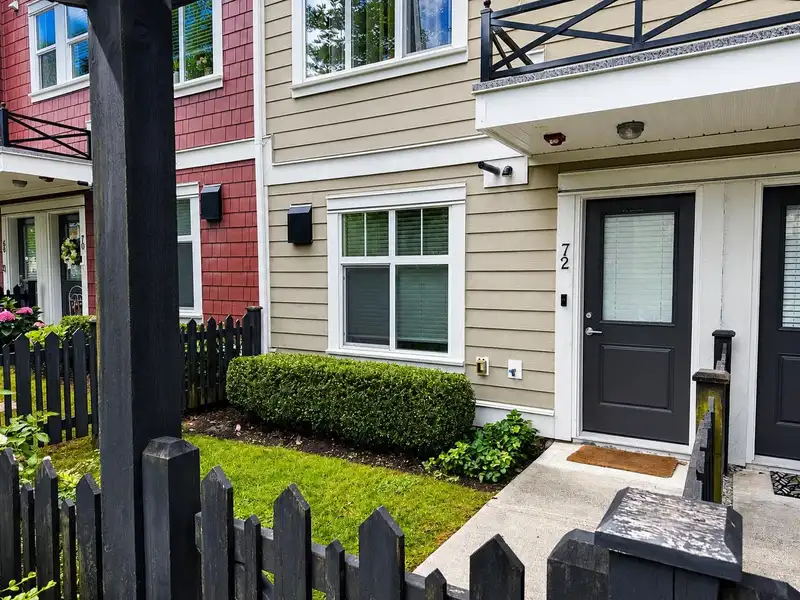 72 20852 77A AVENUE - photo 3 of 10