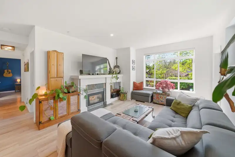 23 15 FOREST PARK WAY - photo 1 of 40