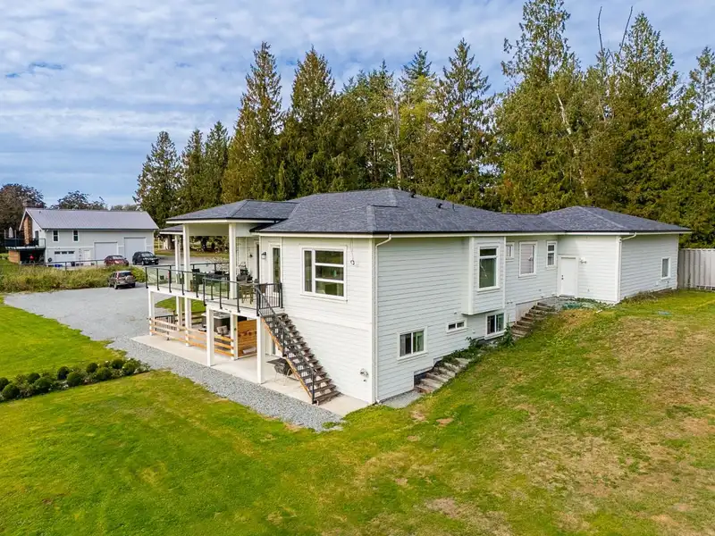 934 248 STREET - photo 2 of 40